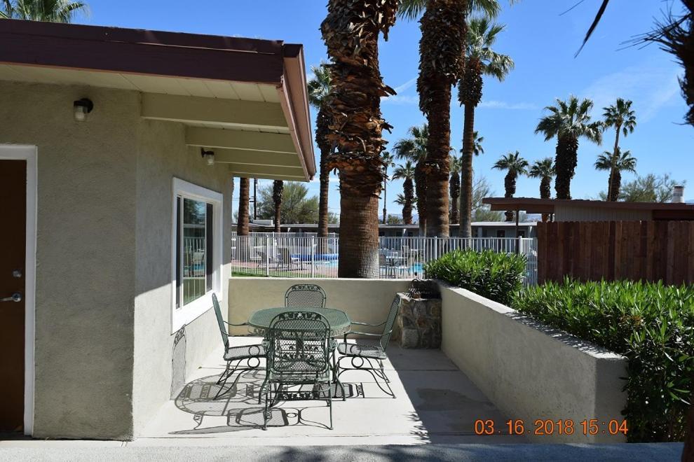 Stanlunds Inn And Suites Borrego Springs Bagian luar foto