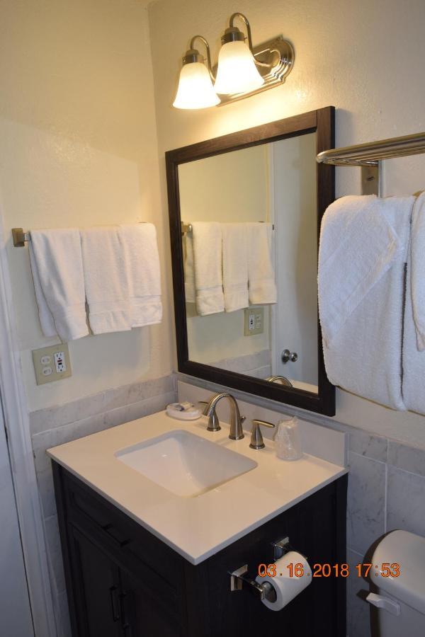 Stanlunds Inn And Suites Borrego Springs Bagian luar foto