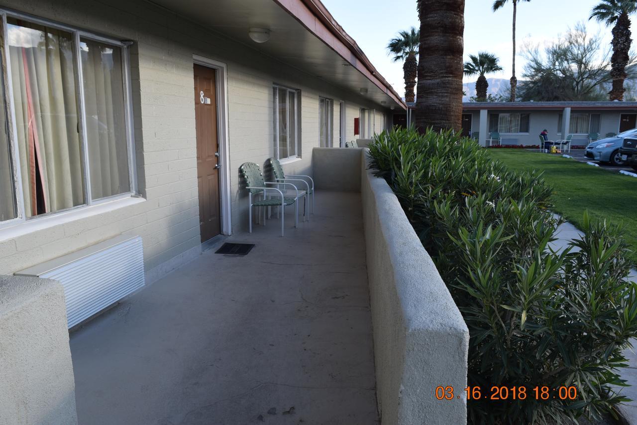 Stanlunds Inn And Suites Borrego Springs Bagian luar foto